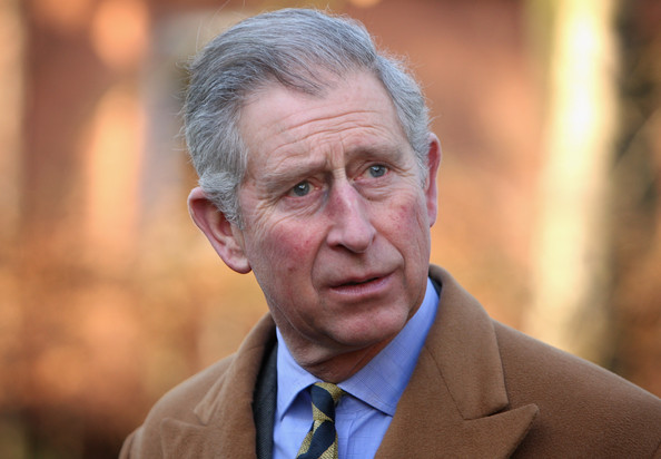 Принц Чарлз доживя пенсия, но все още не седи на престола на Великобритания