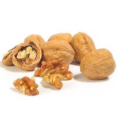 Яденето на орехи помага за отслабването